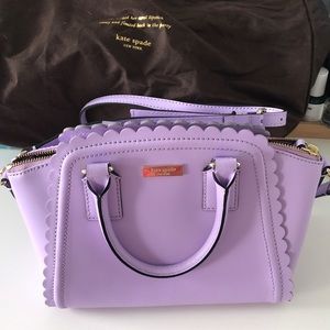 NWOT Scalloped Kate Spade Crossbody